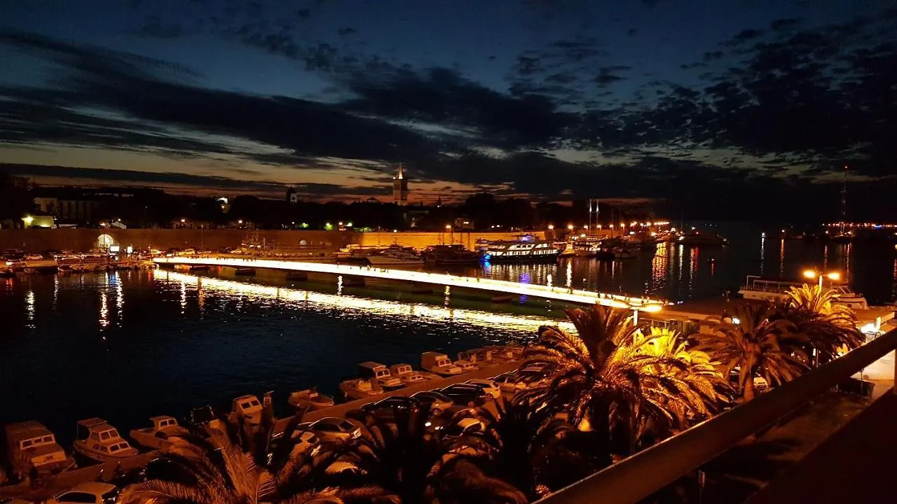 Apartments Withlove Zadar Croácia